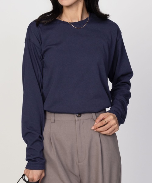 NAVY(ネイビー)の「NAVY ベーシック裾ラウンド長袖Tシャツ ロンT(Tシャツ/カットソー・レディース・ブラック/ネイビー系/オートミール/ホワイト/ピンク・M/L)」の17枚目の写真