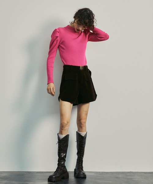 uyu.(ウユ)の「シャーリングパフスリーブトップス(Tシャツ/カットソー・レディース・ブラック/ブラウン/ピンク/オレンジ/ホワイト/レッド・FREE)」の19枚目の写真