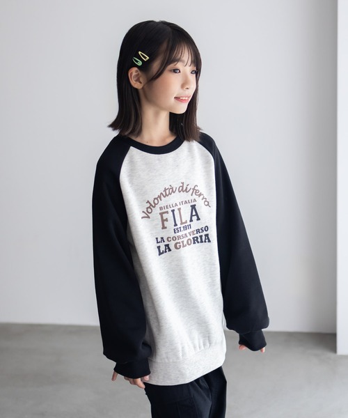 FILA(フィラ)の「【 ガールズ 】FILA ラグラン配色チュニック トレーナー(スウェット・キッズ・ブラック/サックスブルー・120/130/140/150/160)」の7枚目の写真