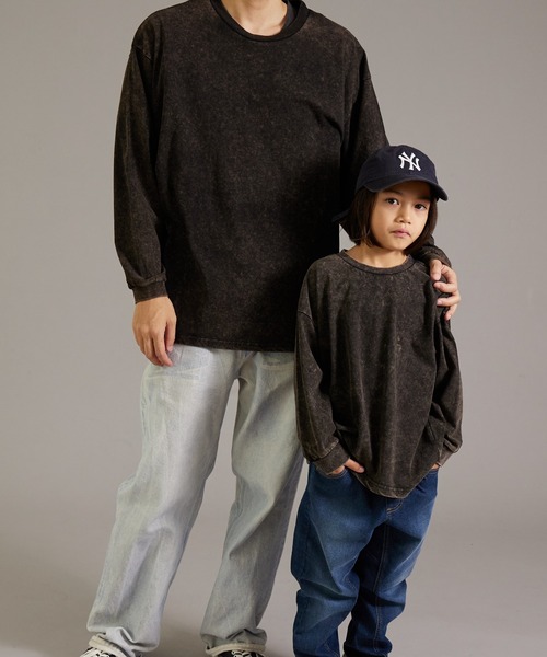 PAIRMANON STREET（ペアマノンストリート）の「【PAIRMANON STREET】【リンクコーデ】ピグメント 加工 ロンT 長袖 Tシャツ（Tシャツ/カットソー・メンズ・レッド系その他/ネイビー/ブラック・FREE）」の8枚目の写真