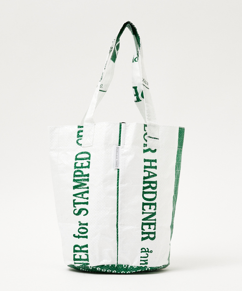 ABAHOUSE（アバハウス）の「【THAILAND MADE／タイランド メイド】ROUND BAG/ラウンドミニバックセメント バッグ（エコバッグ/サブバッグ・メンズ・その他4/その他7/その他6/その他8/その他2/その他3/その他5/その他1・フリー）」の12枚目の写真