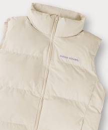 【mihns closet/ミンズクローゼット】ワンポイントロゴ ボリューム ファイバーダウンベスト