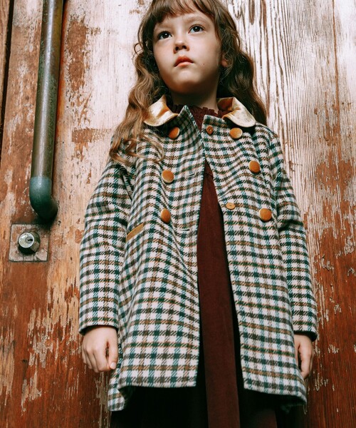 B:MING by BEAMS（ビーミングバイビームス）の「ファー襟 チェック柄 ダブル コート（100～140cm）（ダウンジャケット/コート・キッズ・ベージュ/ネイビー・110/120/130/140/100）」の2枚目の写真