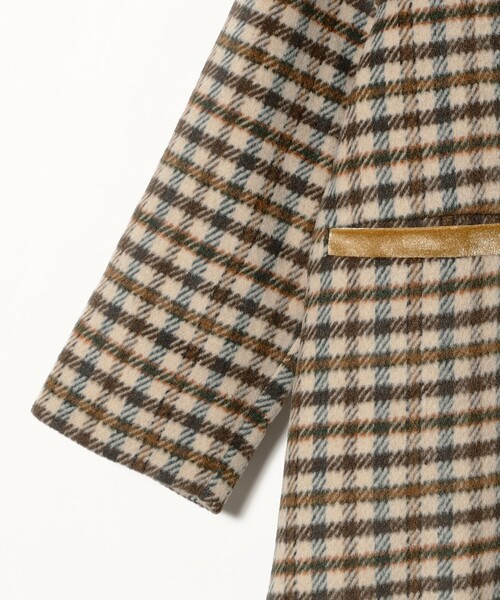 B:MING by BEAMS（ビーミングバイビームス）の「ファー襟 チェック柄 ダブル コート（100～140cm）（ダウンジャケット/コート・キッズ・ベージュ/ネイビー・110/120/130/140/100）」の16枚目の写真