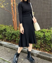 【&soiree】プリーツスカートベルト付きニットワンピース
