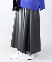 and it_ | フェイクレザーフレアスカート(スカート)