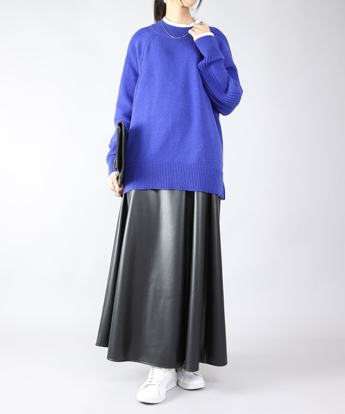 and it_（アンドイット）の「フェイクレザーフレアスカート（スカート・レディース・ブラック・M）」の4枚目の写真