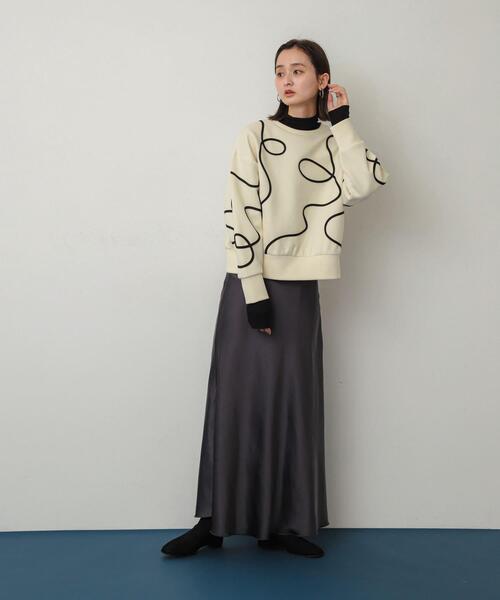 SENSE OF PLACE by URBAN RESEARCH(センスオブプレイスバイアーバンリサーチ)の「コードシシュウダンボールトップ(スウェット・レディース・アイボリー/ネイビー/チャコールグレー/ブラウン・ONE)」の15枚目の写真