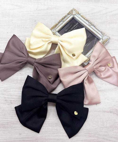 INGNI(イング)の「サテンリボンバレッタ(その他ヘアアクセサリー・レディース・アイボリー/ピンク/ブラック/グレー系その他・ONE SIZE)」の4枚目の写真