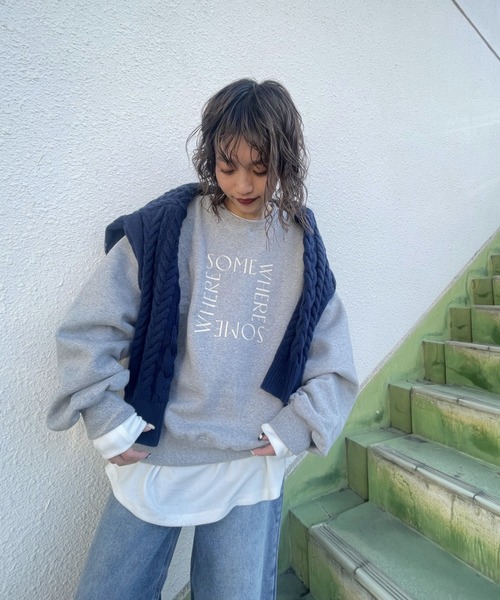 gossara(ゴサラ)の「スクエアロゴトレーナー(スウェット・レディース・グレー/ネイビー・FREE)」の15枚目の写真