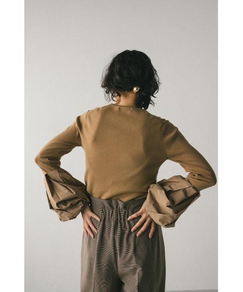 STYLEMIXER（スタイルミキサー）の「バルーンスリーブコンビネーショントップ（ニット/セーター・レディース・ベージュ/アイボリー/ブラック・FREE）」の8枚目の写真