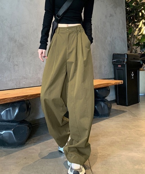 LADY LIKE（レディライク）の「ダブルステッチ入りワイドパンツ（チノパンツ・レディース・グリーン/アイボリー・M）」の6枚目の写真
