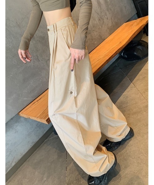 LADY LIKE（レディライク）の「ダブルステッチ入りワイドパンツ（チノパンツ・レディース・グリーン/アイボリー・M）」の11枚目の写真