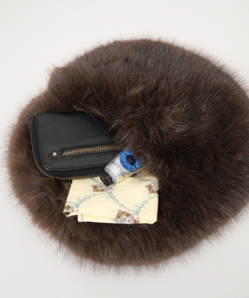 CURI BISCUI（キュリ　ビスキュイ）の「サークル ファーバッグ（ハンドバッグ・レディース・ベージュ/ブラウン/ブラック/グレー/ボルドー・FREE）」の12枚目の写真