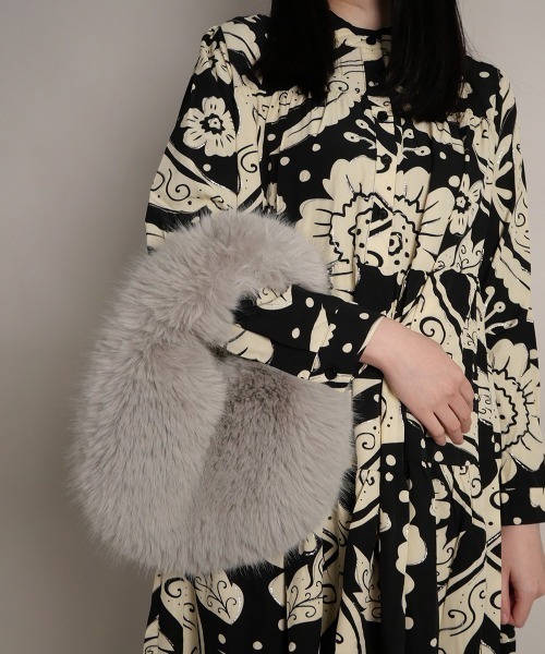 CURI BISCUI（キュリ　ビスキュイ）の「サークル ファーバッグ（ハンドバッグ・レディース・ベージュ/ブラウン/ブラック/グレー/ボルドー・FREE）」の20枚目の写真