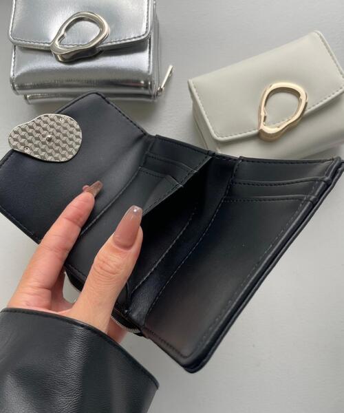 WEGO（ウィゴー）の「WEGO/ニュアンスパーツフラップウォレット（財布・レディース・オフホワイト/シルバー/ブラック・FREE）」の8枚目の写真