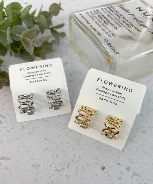 Flowering(フラワーリング)の「うねうねメタル/イヤリング(イヤリング・レディース・シルバー/ゴールド・FREE)」の6枚目の写真