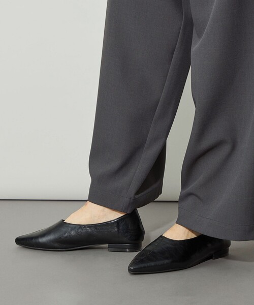 CITEN(シテン)の「<CITEN>ポインテッドフラットシューズ(その他シューズ・レディース・シルバー/ブラック・23.5cm/24.5cm/23cm/24cm)」の6枚目の写真