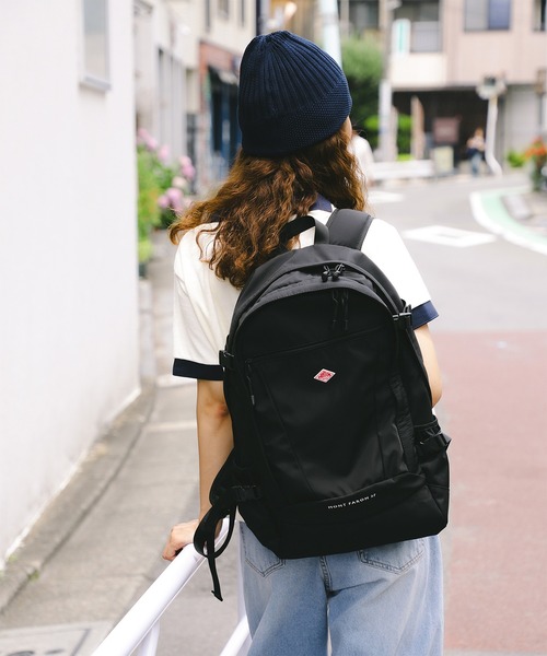 DANTON(ダントン)の「【WEB限定】DANTON / POLYESTER TWILL BACKPACK〈MONT FARON 27〉(バックパック/リュック・レディース・ブラック/ベージュ・ONE SIZE)」の4枚目の写真