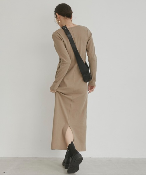 ANGIE（アンジー）の「フェイクレイヤード カット リブ ロング ワンピース（ワンピース・レディース・ベージュ/杢グレー/ブラック・FREE）」の15枚目の写真