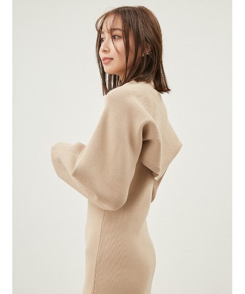 Mila Owen（ミラオーウェン）の「フォルムスリーブニットボレロ