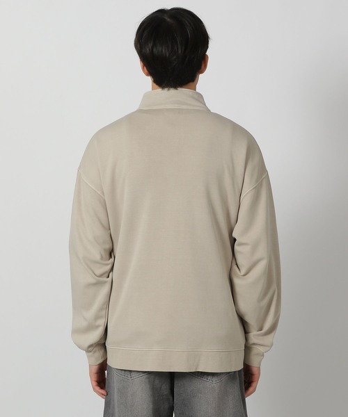 LAKOLE（ラコレ）の「ウォッシュドハーフZIP / 287577（スウェット・メンズ・チャコール/アイボリー/ネイビー・MEDIUM/LARGE）」の16枚目の写真