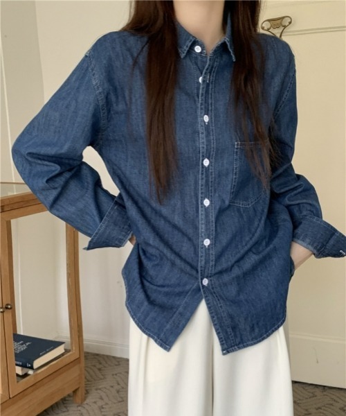 gossip!ロサンゼルス(ゴシップロサンゼルス)の「デニムシャツ 長袖シャツジャケット カジュアル&デイリー シンプル(シャツ/ブラウス・レディース・ネイビー/ブルー・FREE)」の3枚目の写真