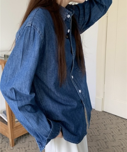 gossip!ロサンゼルス(ゴシップロサンゼルス)の「デニムシャツ 長袖シャツジャケット カジュアル&デイリー シンプル(シャツ/ブラウス・レディース・ネイビー/ブルー・FREE)」の4枚目の写真