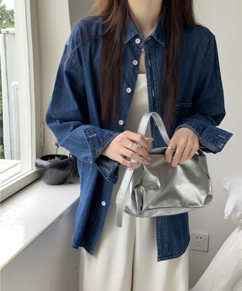 gossip!ロサンゼルス(ゴシップロサンゼルス)の「デニムシャツ 長袖シャツジャケット カジュアル&デイリー シンプル(シャツ/ブラウス・レディース・ネイビー/ブルー・FREE)」の8枚目の写真