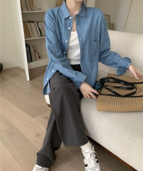 gossip!ロサンゼルス(ゴシップロサンゼルス)の「デニムシャツ 長袖シャツジャケット カジュアル&デイリー シンプル(シャツ/ブラウス・レディース・ネイビー/ブルー・FREE)」の17枚目の写真