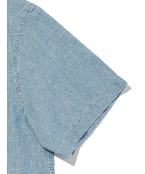 Levi's(リーバイス)の「Levi's/リーバイス ボックスシルエット クロップド Tシャツ(シャツ/ブラウス・メンズ・ブルー・XL/L/M/S)」の10枚目の写真