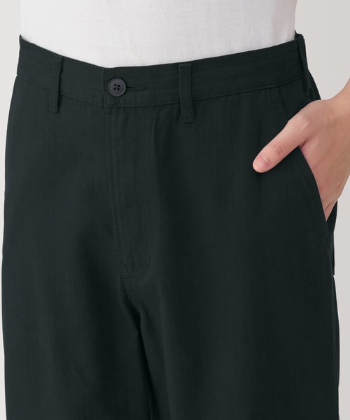 無印良品（ムジルシリョウヒン）の「紳士　木の実から作ったカポック混ヘリンボーンワイドパンツ（その他パンツ・メンズ・ブラック/キナリ/ブルー系・S/L/XL/M）」の8枚目の写真