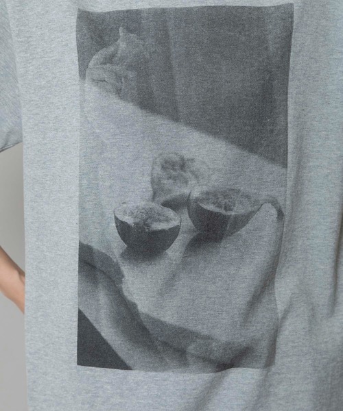 Munich(ミューニック)の「フォトプリントTシャツ(Tシャツ/カットソー・レディース・ホワイト/グレー/ベージュ・FREE)」の17枚目の写真