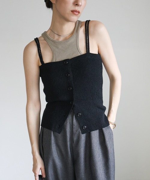 select MOCA(セレクトモカ)の「ダブルストラップサマーニットビスチェ(ベスト・レディース・ベージュ/ネイビー/ブラック・FREE)」の1枚目の写真