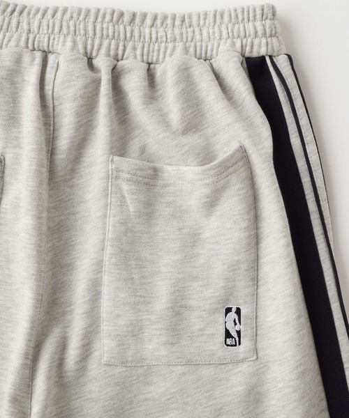 NBA(エヌビーエー)の「NBA/エヌビーエー 別注 セットアップ ワッペン刺繍 サイドライン ドロスト ビッグシルエットプルオーバースウェット&スウェットパンツ(セットアップ・メンズ・アイボリー系/ブラック/ダークネイビー/ダークブラウン/スミクロ/オートミール・M/XL/L)」の20枚目の写真