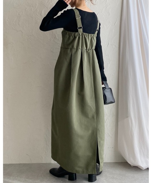 She's Closet(シーズクローゼット)の「ハイウエストタックコクーンロングジャンパースカートワンピース(ジャンパースカート・レディース・アイボリー/カーキ/ブラック・FREE)」の8枚目の写真