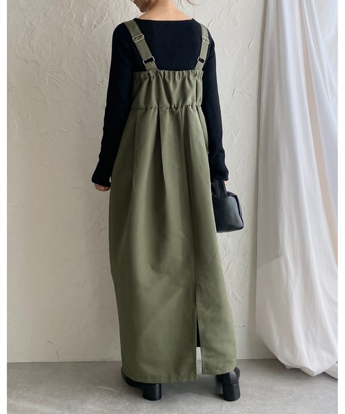 She's Closet(シーズクローゼット)の「ハイウエストタックコクーンロングジャンパースカートワンピース(ジャンパースカート・レディース・アイボリー/カーキ/ブラック・FREE)」の17枚目の写真