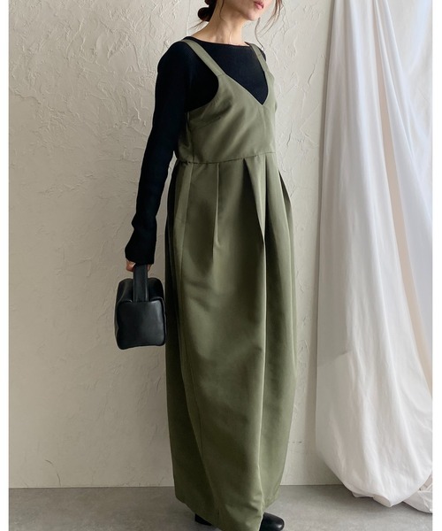 She's Closet(シーズクローゼット)の「ハイウエストタックコクーンロングジャンパースカートワンピース(ジャンパースカート・レディース・アイボリー/カーキ/ブラック・FREE)」の19枚目の写真