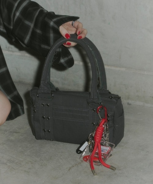 DTYYPE（ドタイプ）の「ハトメミニボストンバッグ（ハンドバッグ・レディース・チャコールグレー/カモフラージュ・FREE）」の4枚目の写真