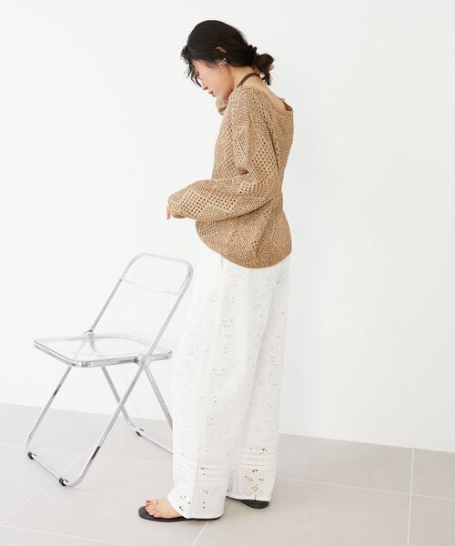 le.coeur blanc(ルクールブラン)の「TORRAZZO DONNAスパンコールニット(ニット/セーター・レディース・オフホワイト/キャメル・38)」の18枚目の写真