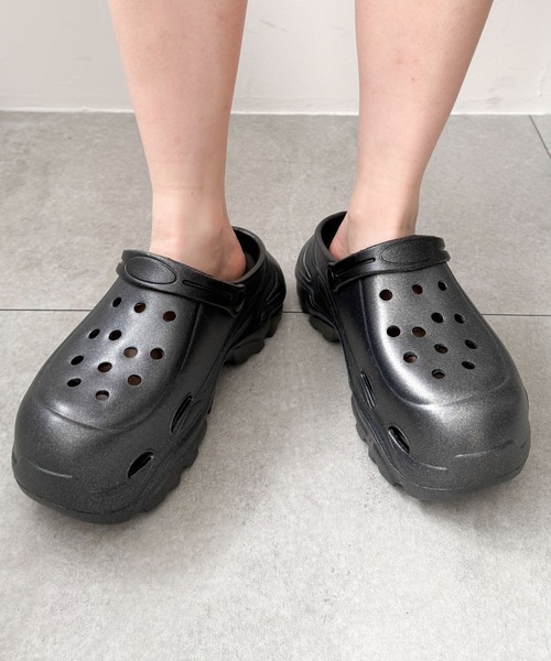 WEGO（ウィゴー）の「●WEGO/【25年春夏新作】厚底ラバーサンダル（サンダル・レディース・ホワイト系その他/ブラック系その他/ピンク/シルバー/ホワイト/ブラック/サックスブルー・SMALL/MEDIUM/LARGE）」の11枚目の写真