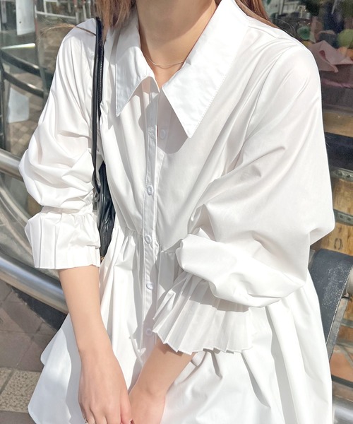 Futier land(フューティアランド)の「袖プリーツチュニックブラウス(シャツ/ブラウス・レディース・オフホワイト/ライトブルー/ブラック・MEDIUM/LARGE)」の17枚目の写真