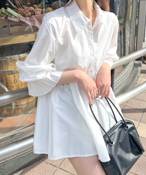 Futier land(フューティアランド)の「袖プリーツチュニックブラウス(シャツ/ブラウス・レディース・オフホワイト/ライトブルー/ブラック・MEDIUM/LARGE)」の15枚目の写真