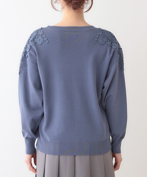 DRESKIP（ドレスキップ）の「肩レースが差をつける デザインニット（ニット/セーター・レディース・オフホワイト/ブルー系その他/グリーン系/ピンク系・01/02/03/04）」の21枚目の写真