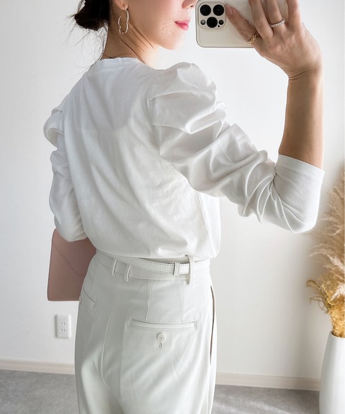 &. NOSTALGIA（アンドドットノスタルジア）の「【ZOZO限定】パワーショルダーカットプルオーバー（Tシャツ/カットソー・レディース・ホワイト×ネイビー/サックスブルー/ブラック/ホワイト・M）」の16枚目の写真