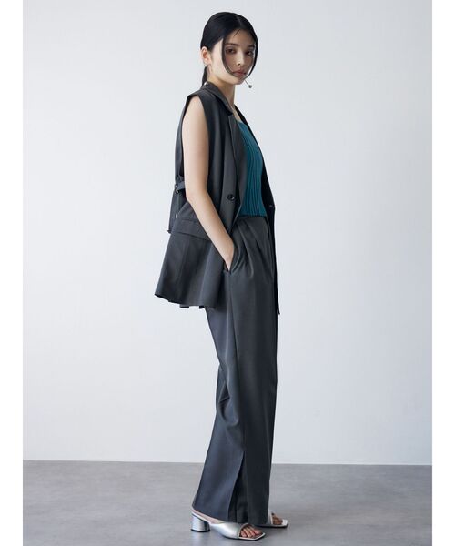 MURUA(ムルーア)の「【セットアップ対応】サイドタックワイドパンツ(その他パンツ・レディース・ブルー/ダークグレー/ベージュ/ブラック・1/2)」の18枚目の写真