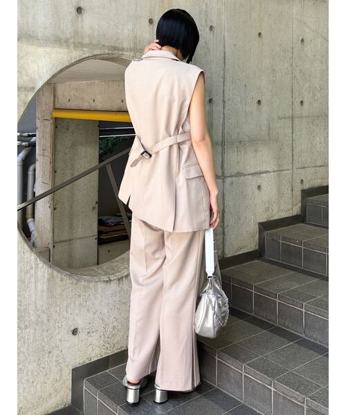 MURUA(ムルーア)の「【セットアップ対応】サイドタックワイドパンツ(その他パンツ・レディース・ブルー/ダークグレー/ベージュ/ブラック・1/2)」の7枚目の写真