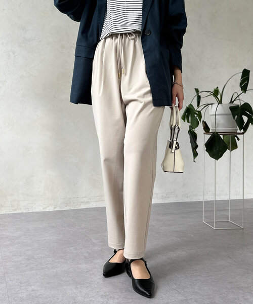 Chez toi（シェトワ）の「360度ストレッチテーパードパンツ（その他パンツ・レディース・オレンジ/ブラック/グレイッシュベージュ/カーキ・FREE）」の3枚目の写真