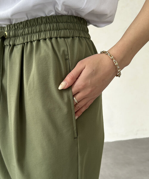 Chez toi（シェトワ）の「360度ストレッチテーパードパンツ（その他パンツ・レディース・オレンジ/ブラック/グレイッシュベージュ/カーキ・FREE）」の16枚目の写真