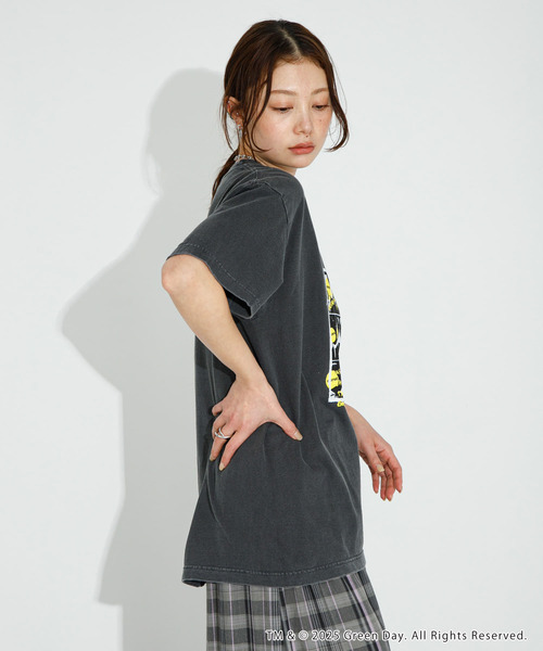 GOOD ROCK SPEED(グッドロックスピード)の「GOOD ROCK SPEED GREEN DAY T-SHIRTS(Tシャツ/カットソー・レディース・チャコールグレー・ONE)」の4枚目の写真